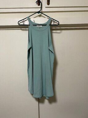 Zenana, moss-green round neck tank, size 1X
